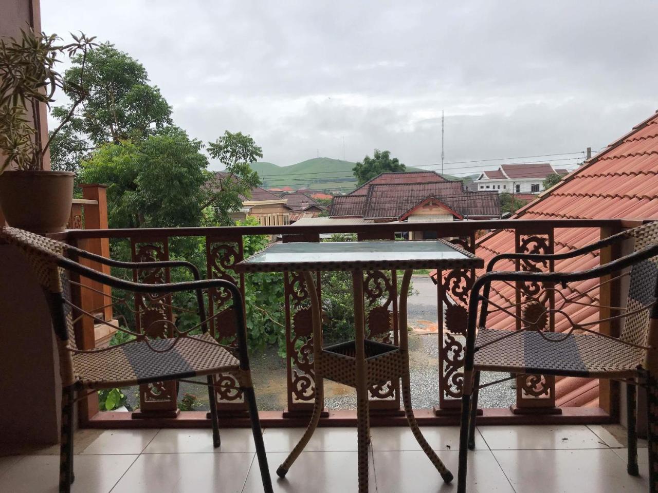 Pukyo Bed And Breakfast Belgian Lao Ban Nangoy 외부 사진